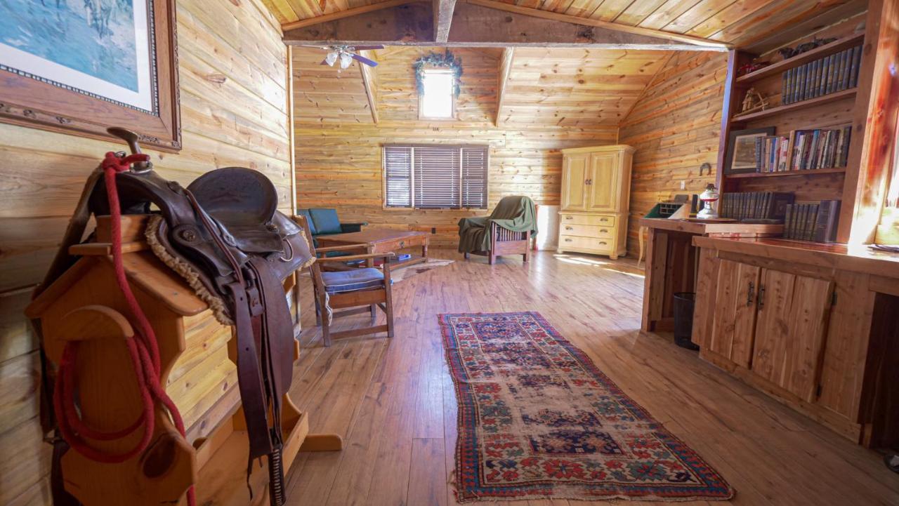 Aubin Sky Lodging At The Yl Ranch Savery Zewnętrze zdjęcie