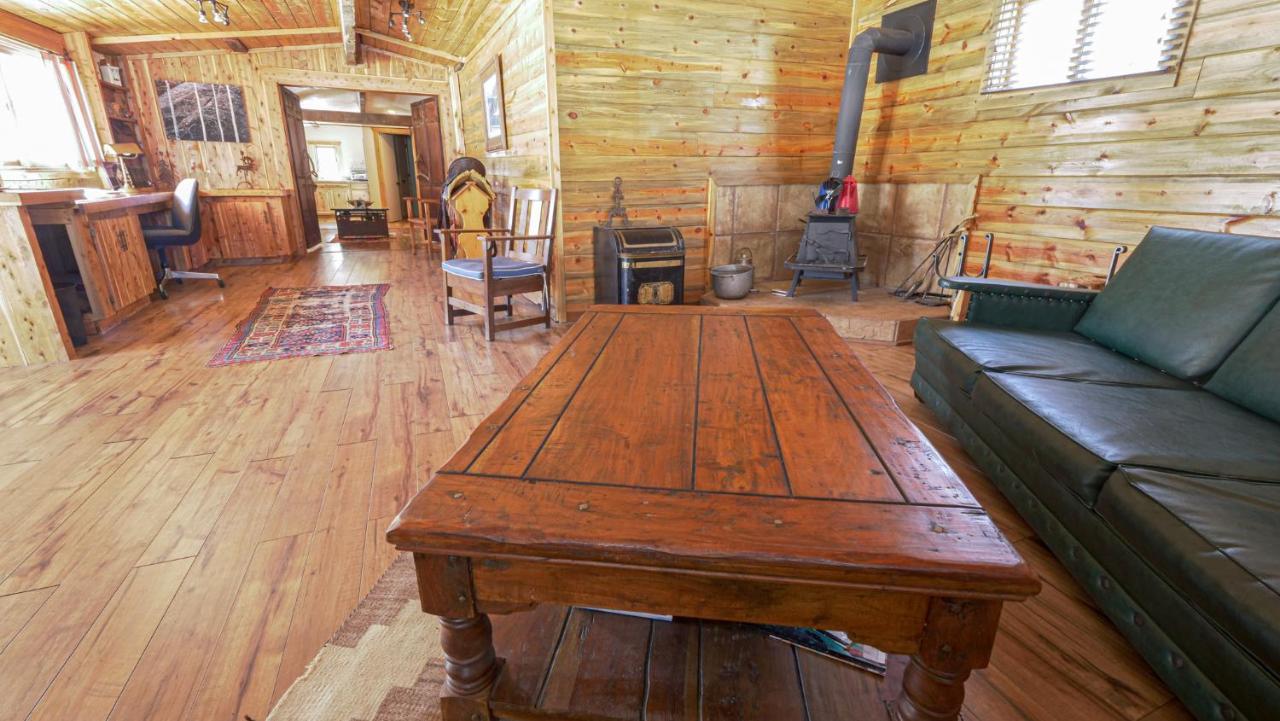 Aubin Sky Lodging At The Yl Ranch Savery Zewnętrze zdjęcie