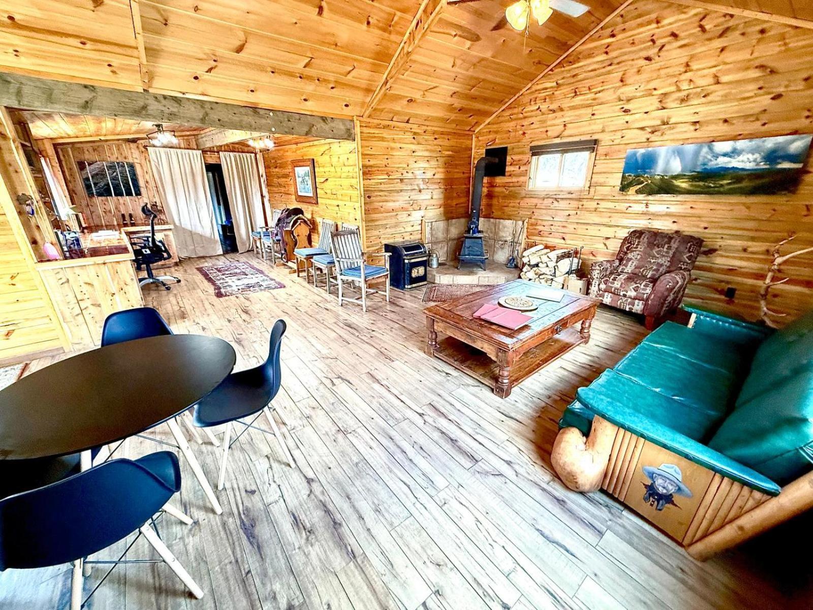 Aubin Sky Lodging At The Yl Ranch Savery Zewnętrze zdjęcie